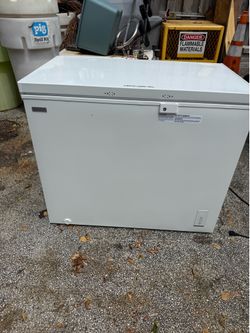 Vissani Chest Freezer