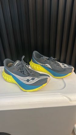 Running shoes. Saucony