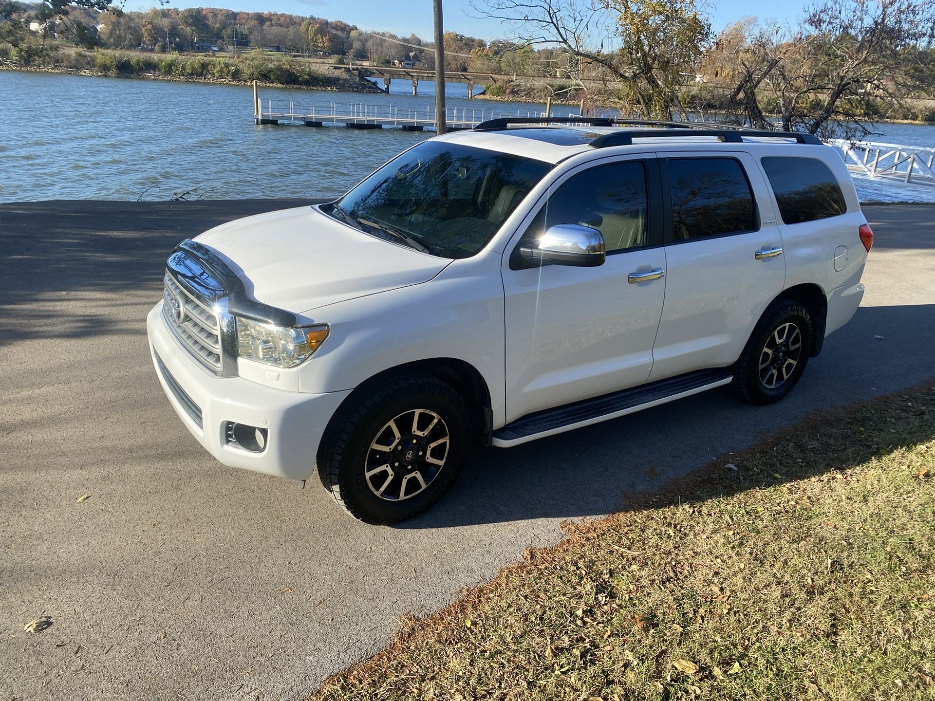 2014 Toyota Sequoia