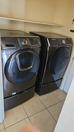 Samsung Front Load Washer and Dryer Set