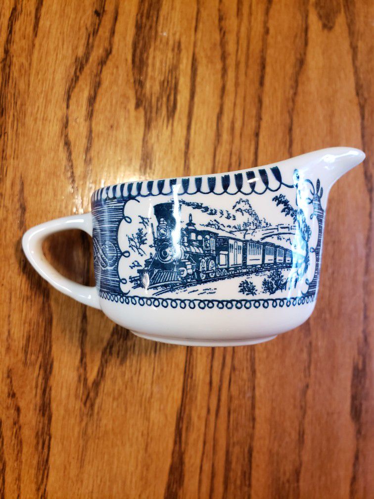 Currier And Ives Creamer 10.00