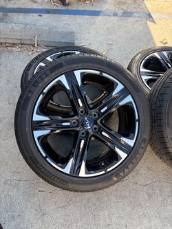 18” Kia wheels with tires