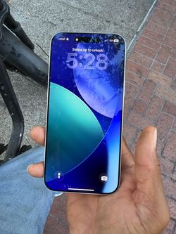 iPhone 17pro max Att only