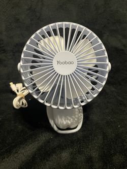 Yoobao Y-f04 USB Fan Rechargeable Handheld Mini Fan Clip Desktop 4-Level Small Fans Electrical Fan Black 6400mAh Thumbnail