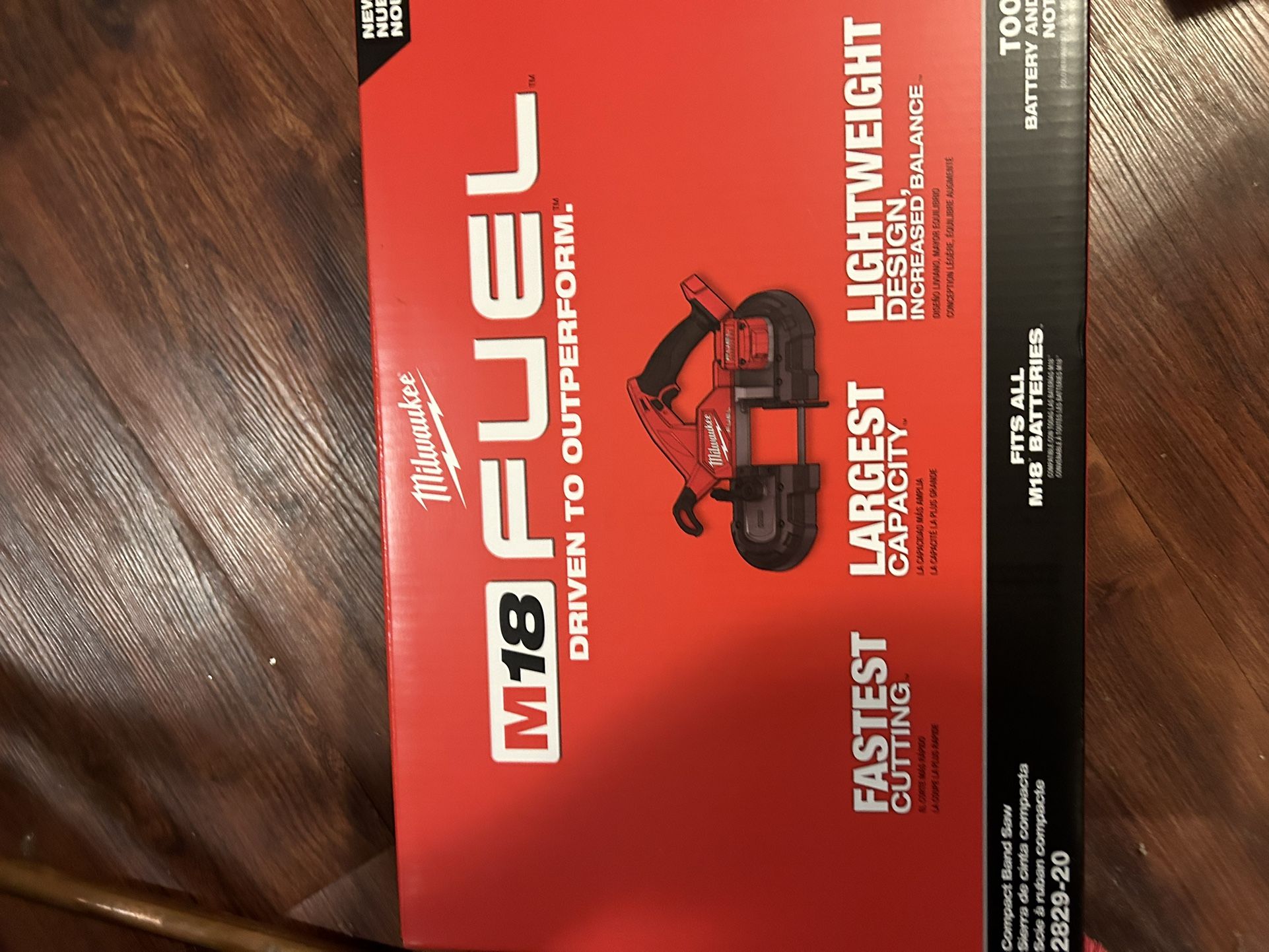 Milwaukee Compact Saw 