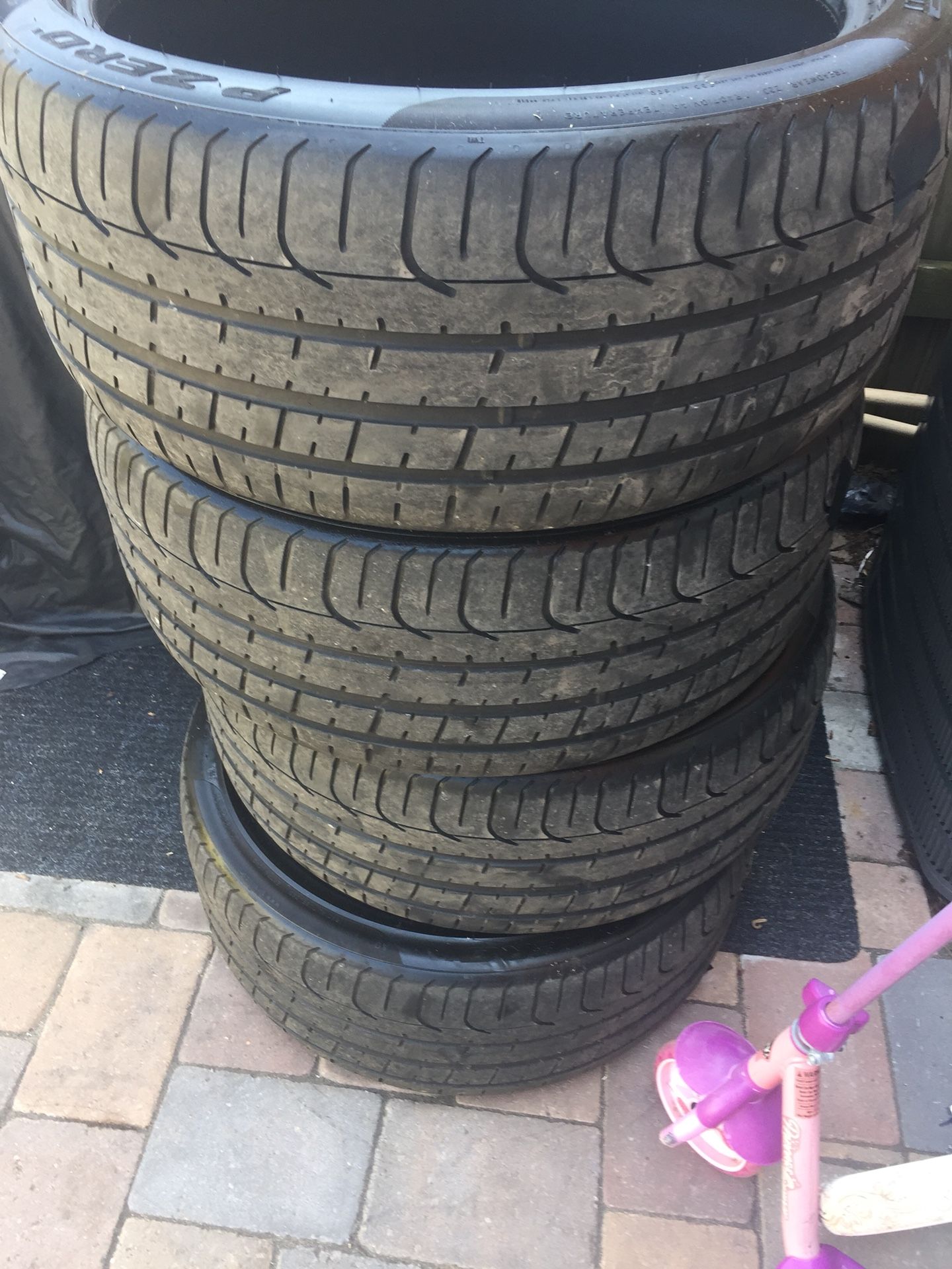 255 35 20 pirelli ser of 4