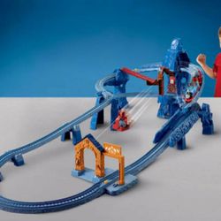 Thomas Track master Risky Rails Bridge Drop Set