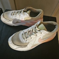 Girls NIKE Sneakers SIZE 1 Y