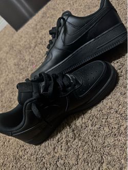 blk air force 1s never worn