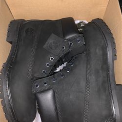 All Black Timberlands size 9