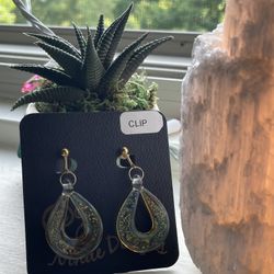 Artsy Glass Clip-on Earrings