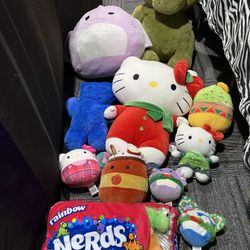 Stuffed animals/ pillows 