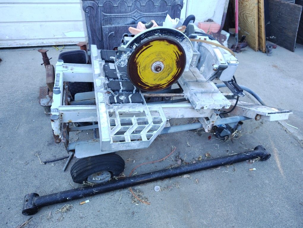 tile cutter