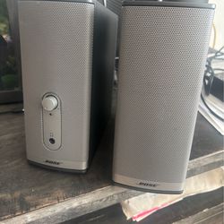 Bose multimedia speaker system