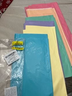 12-Pack Pastel Party Tablecloths Brighten your events!