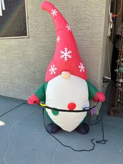 Christmas Gnome Inflatable Yard Decoration 4ft