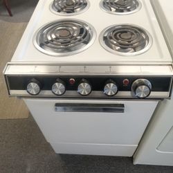 Small apartment size electric stove with warranty 