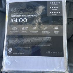 QUEEN Waterproof bedcover NEW