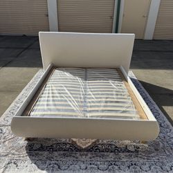 NEW - King/Queen Linen Upholstery Bed