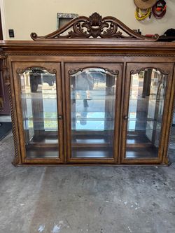 Furniture-Dining Hutch