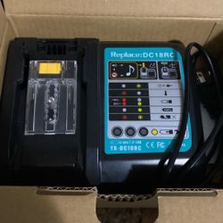 Makita 18 Volt Drill Charger