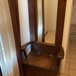 Coat Chest With Mirror