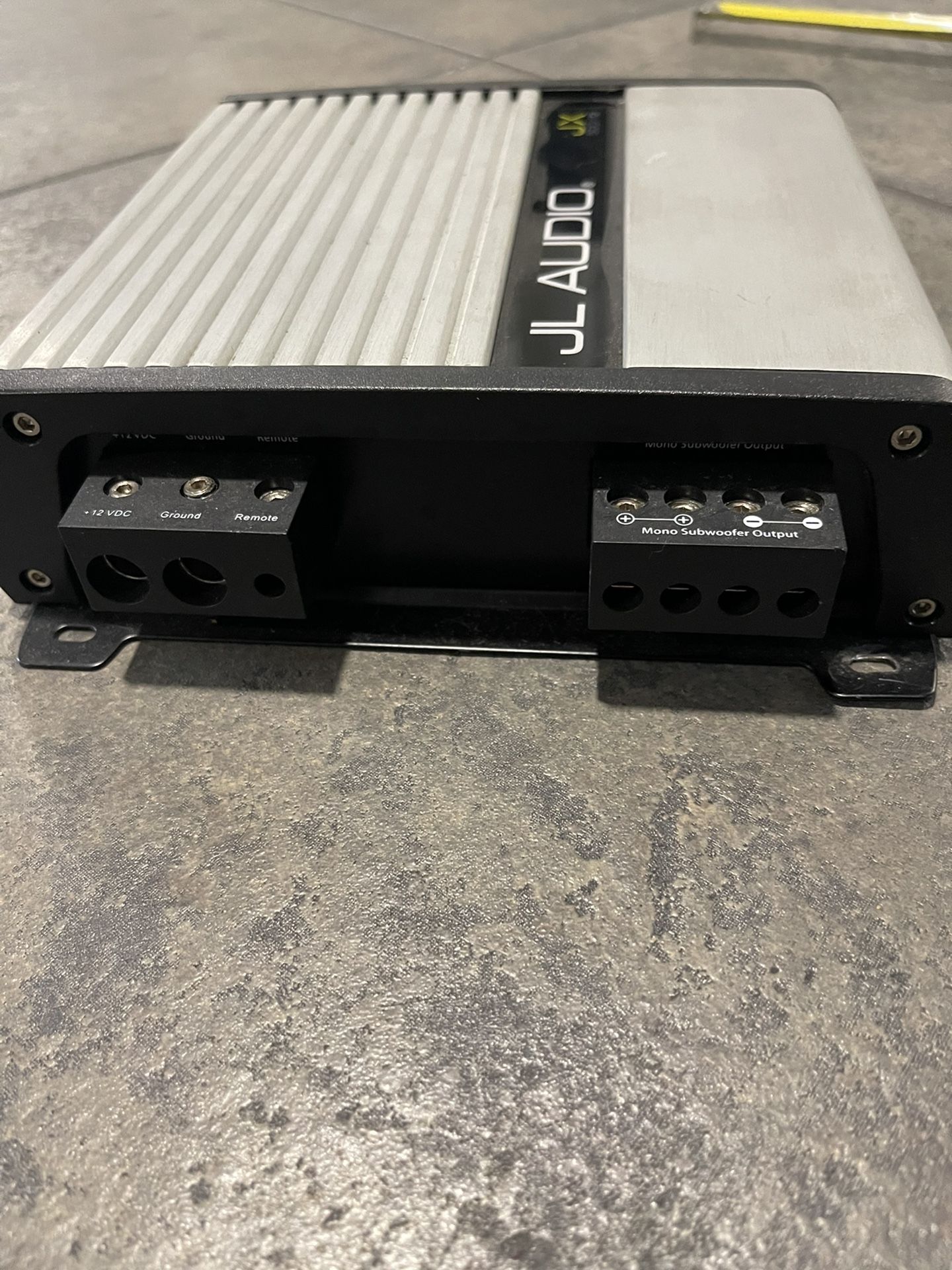 JL Audio Jx500/1D 500 Watt Mono Amp Sub Box for Sale in Anaheim, CA
