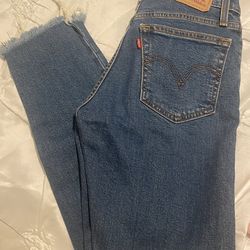 Levi’s  Wedgie Skinny Jeans