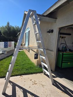 8 ft. Aluminum Twin Step Ladder