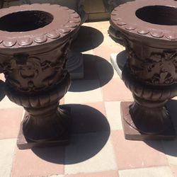 New Flower Pots Made Out Of Cement Size 29 Inches Tall 