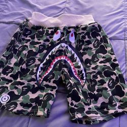 Bape Shorts Size M