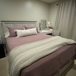 Queen bed frame & dresser 