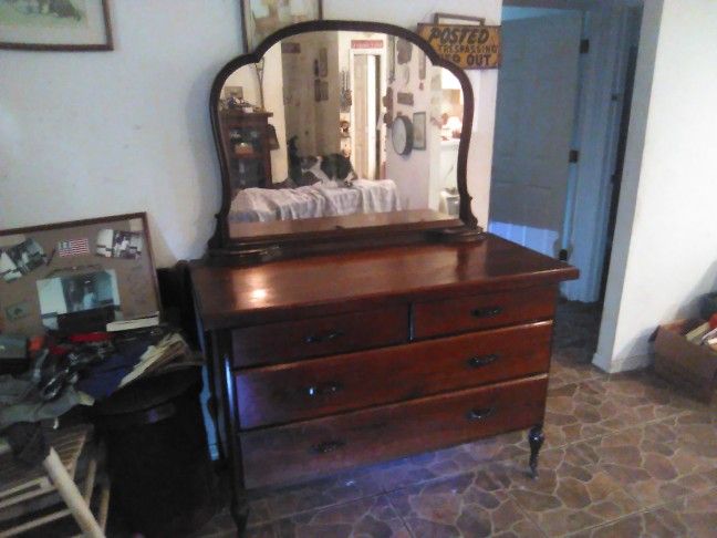 Antique Dressing Dresser 