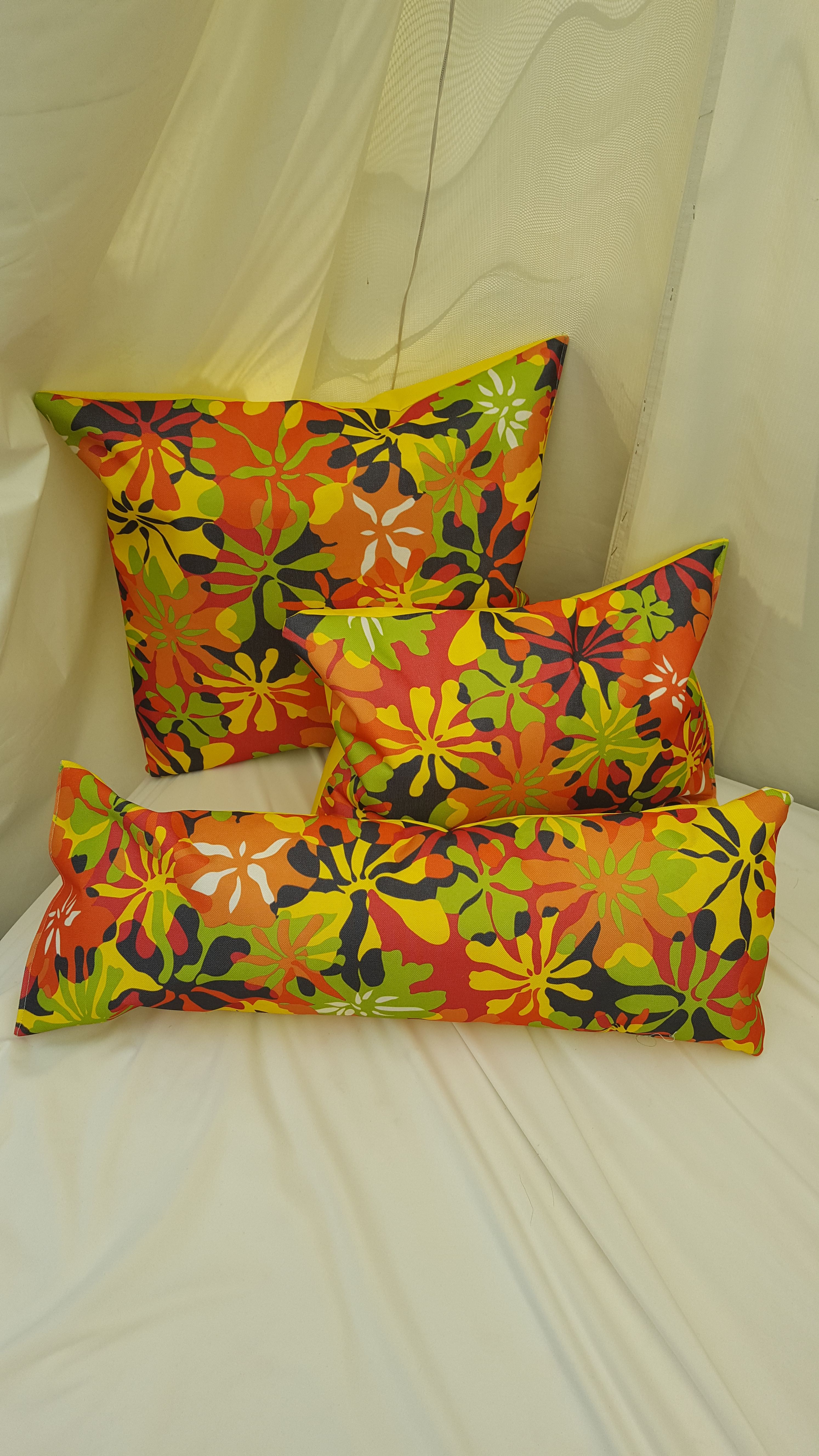 Great spring and Summer outdoor accent pillows!