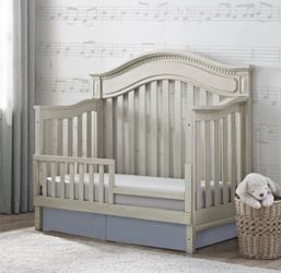 Graceland crib with mattress