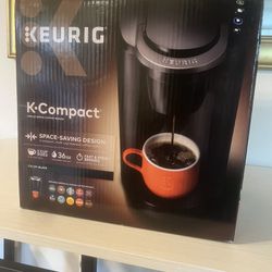 NEW Keurig  Coffee Maker Latte, (cafetera)