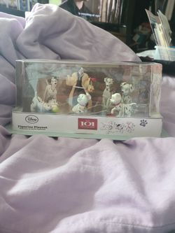 Disney 101 Dalmatians.  Figurine Playset