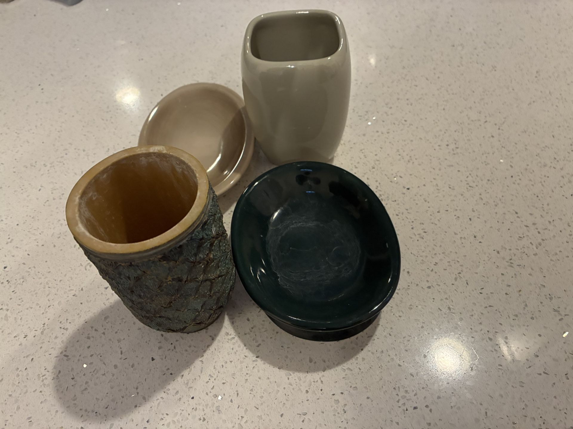 Bathroom Accessories Free