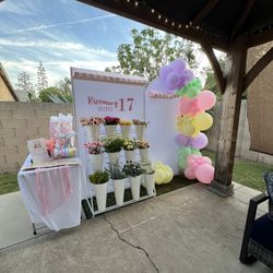 Sweet 17 Bloom Bar