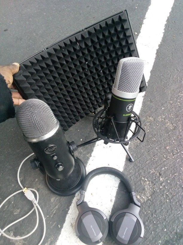 Studio Microphones And Headphones 