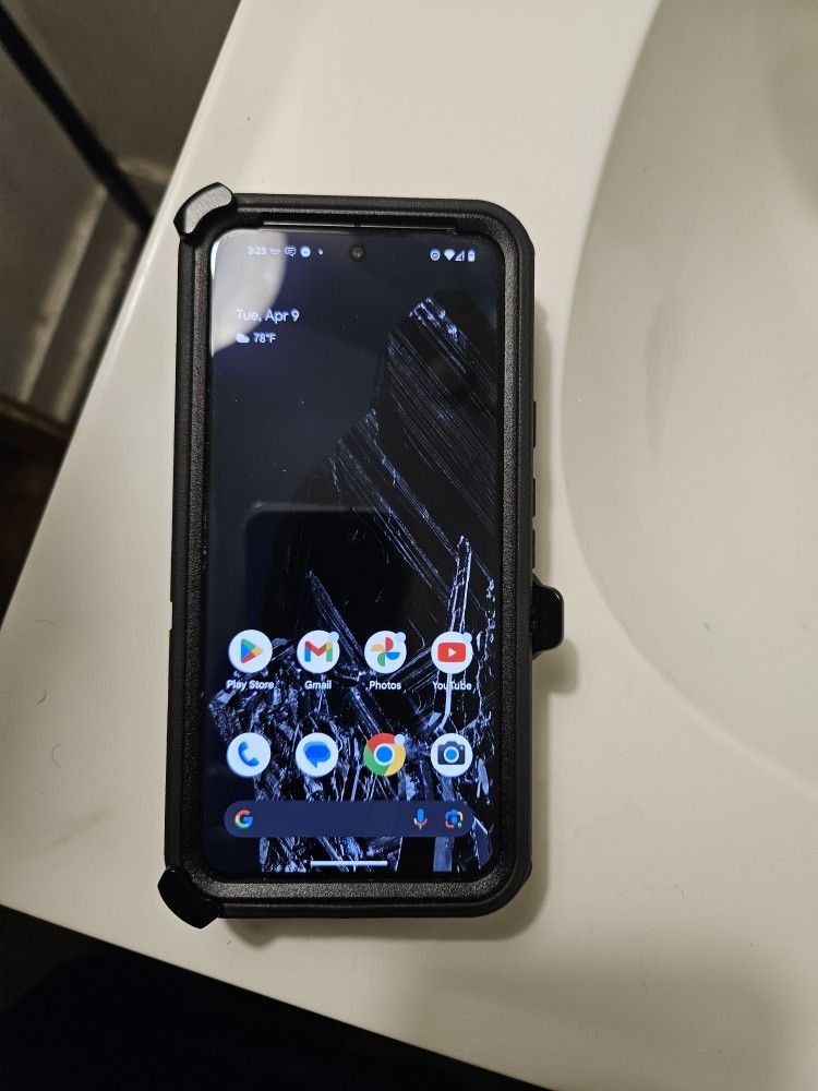 Google Pixel 8 (NOT UNLOCKED)