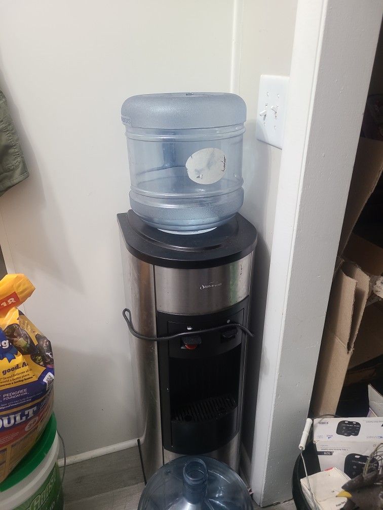 Hot/Cold Water Dispenser 