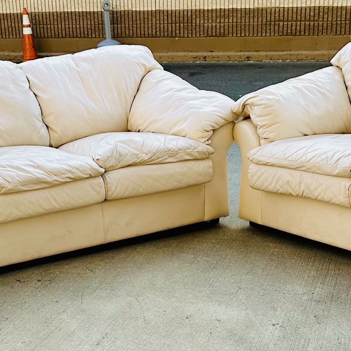 Couch Leather Beige