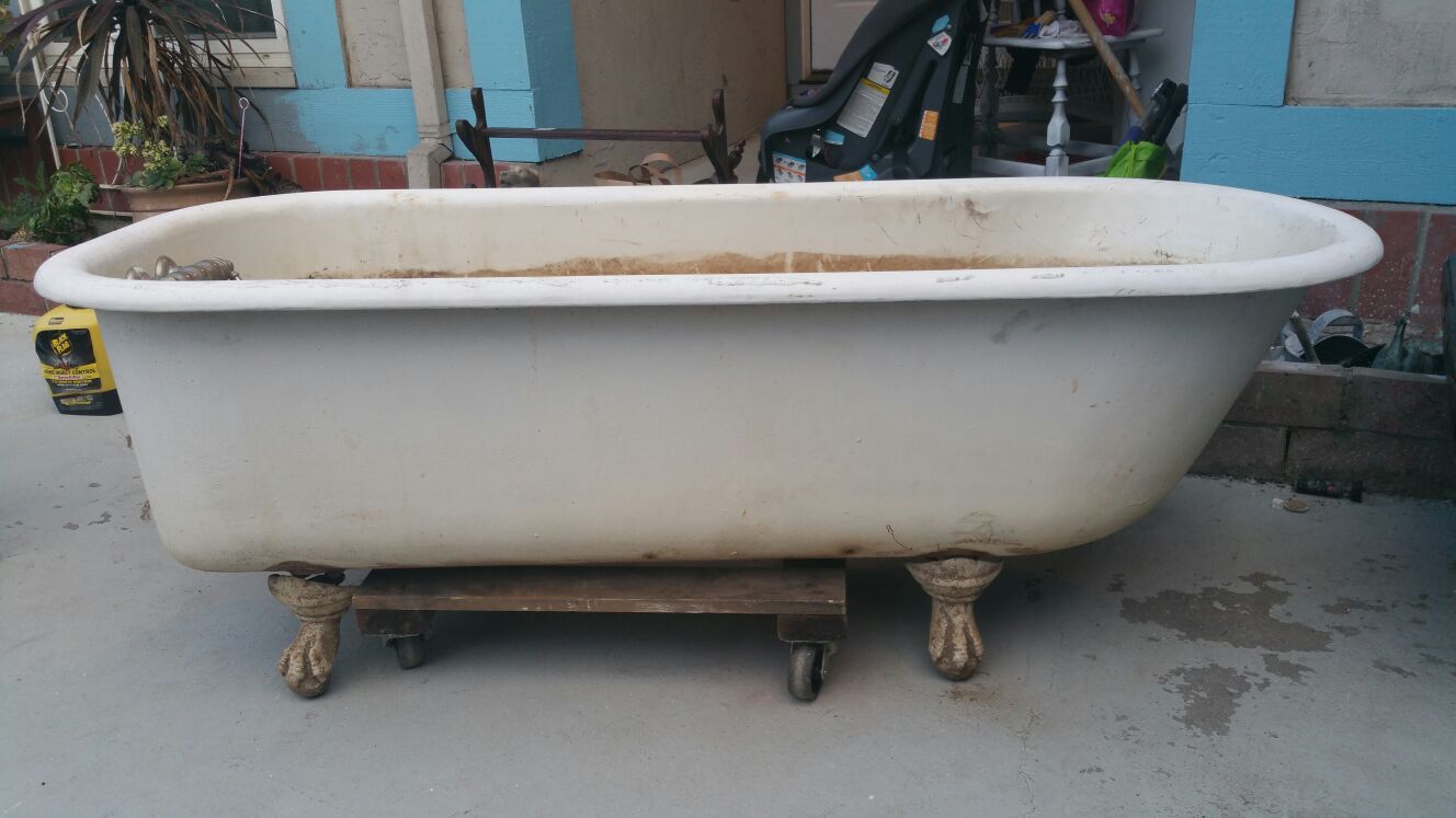 Antique Porcelain Claw Foot Bath tub
