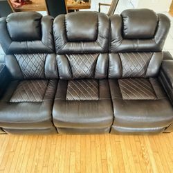 Ashely Furniture Recliner 