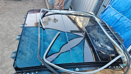 G6 panoramic sunroof