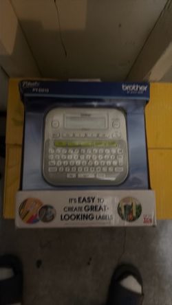 Brother P-Touch, PTD210, Easy-to-Use Label Maker Bundle (4 Label Tapes Included), White, Small
