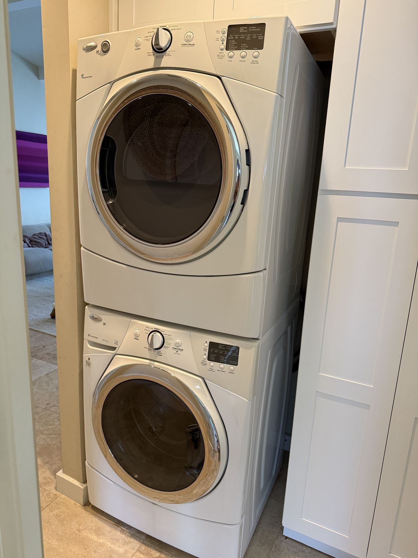 Whirlpool Washer & Gas Dryer