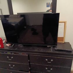 TV With DVD Player 