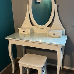 IKEA Hemnes Dressing Table With Mirror